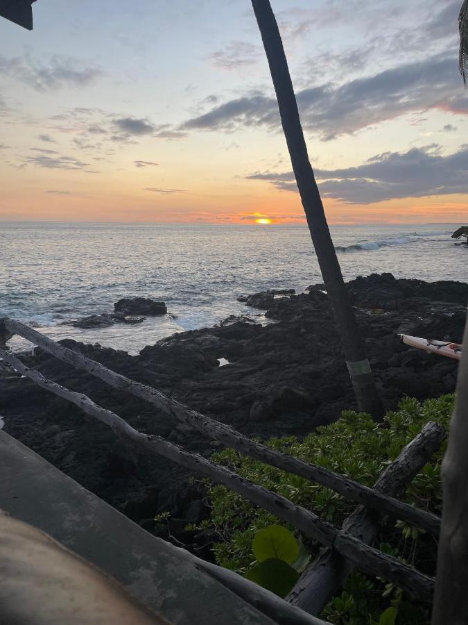 Ferienwohnung Moonlight Oceanfront Delight Kailua-Kona Exterior foto